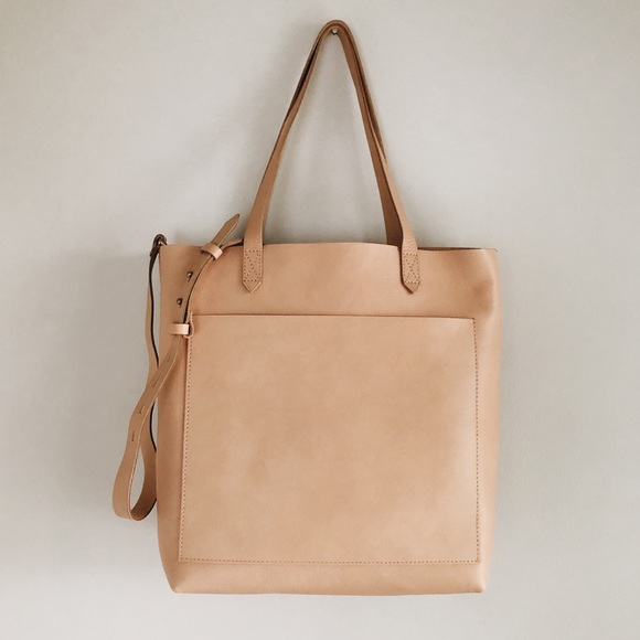Madewell Handbags - NWT MADEWELL THE MEDIUM TRANSPORT TOTE: LINEN